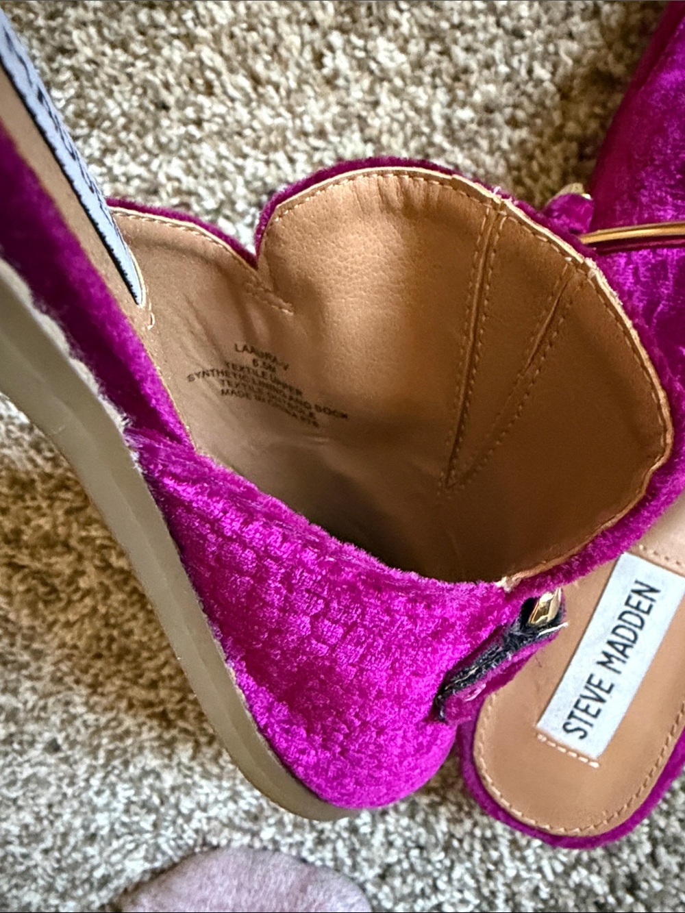 Steve Madden Fuchsia Velvet Slip-On Mules with Gold Accent - Picture 5 of 5